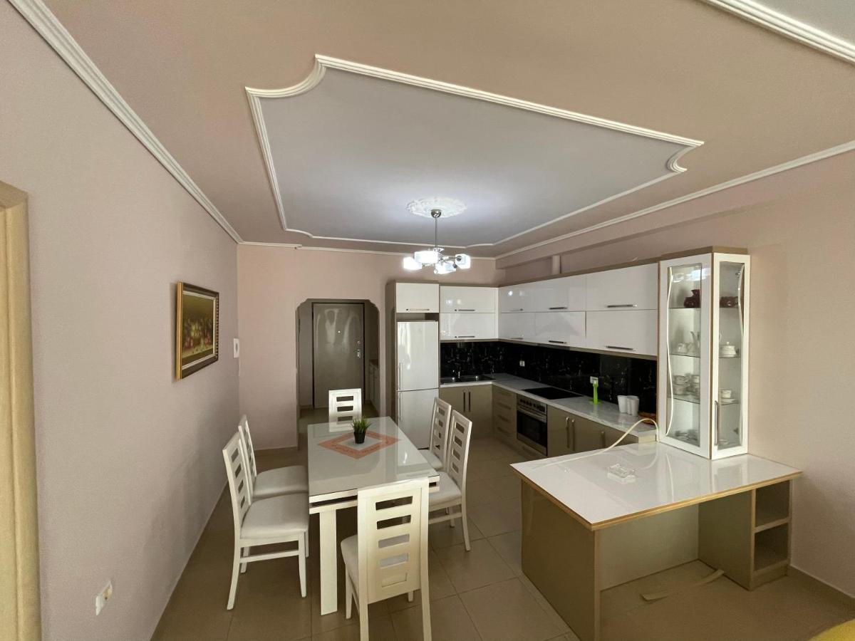 Flower Apartment Саранда Экстерьер фото